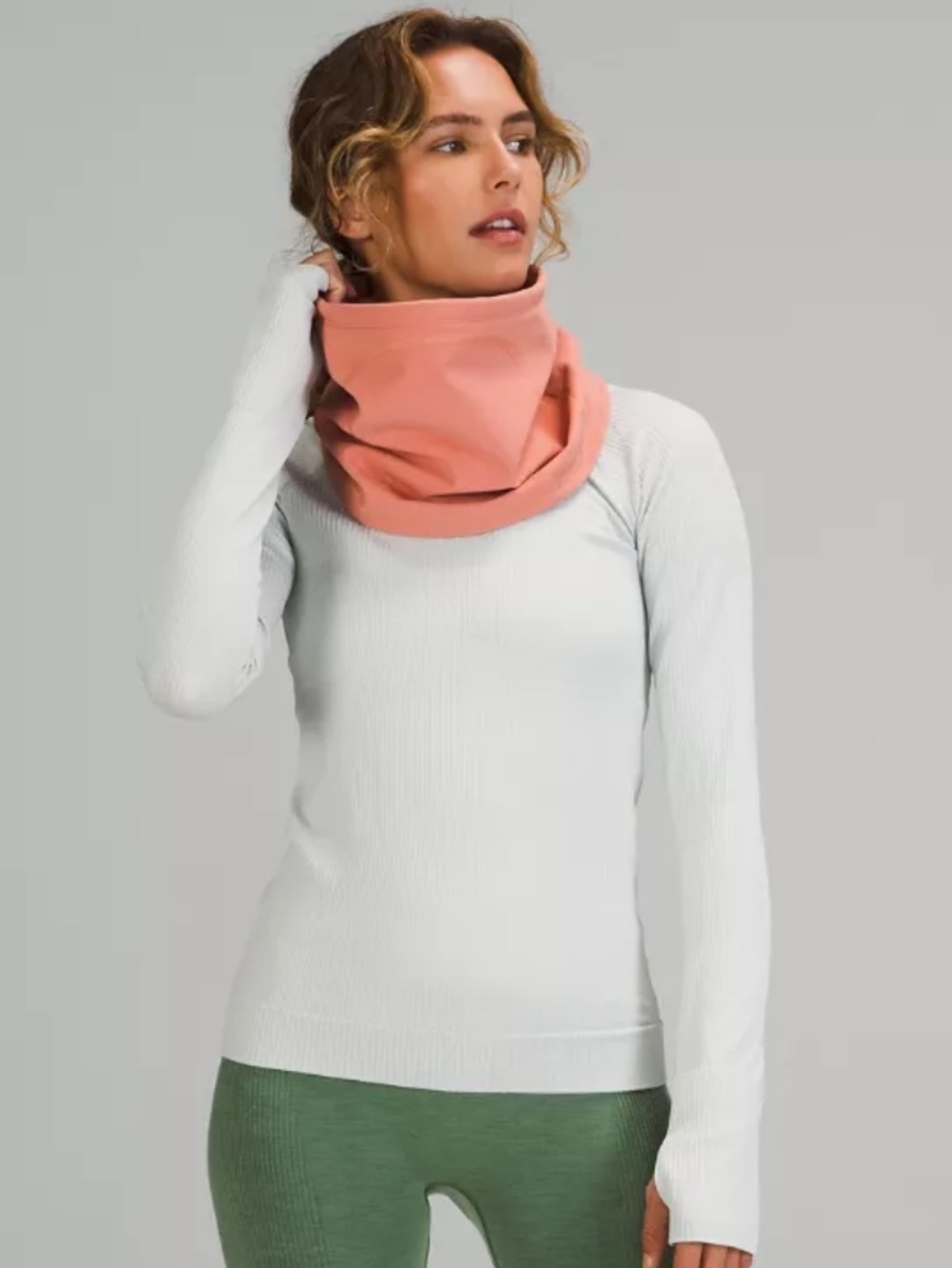 Lululemon - Glyde Velvet Fleece Neck Warmer, Peach Colour